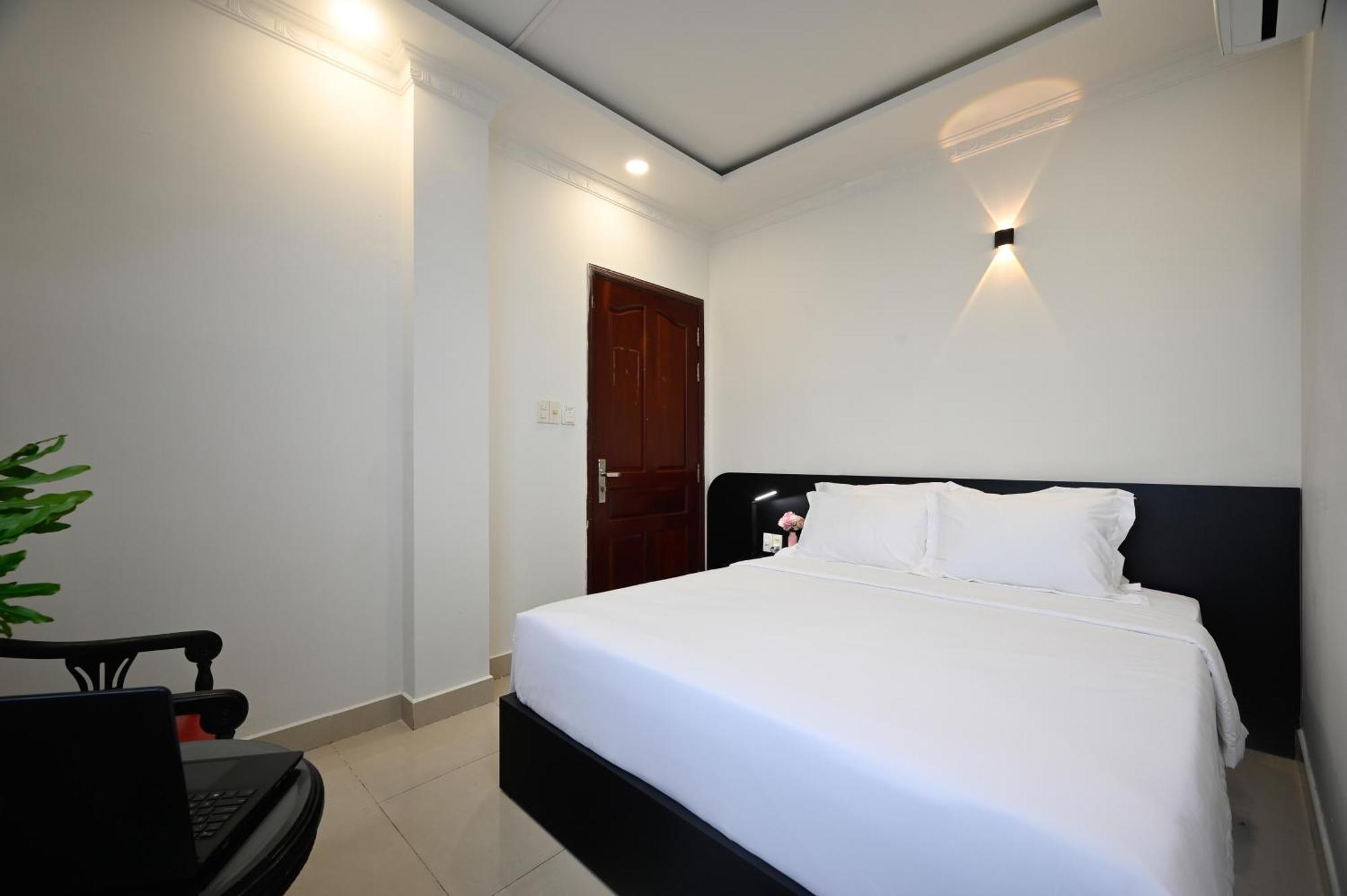 Trung Mai-tan Binh Hotel 3*